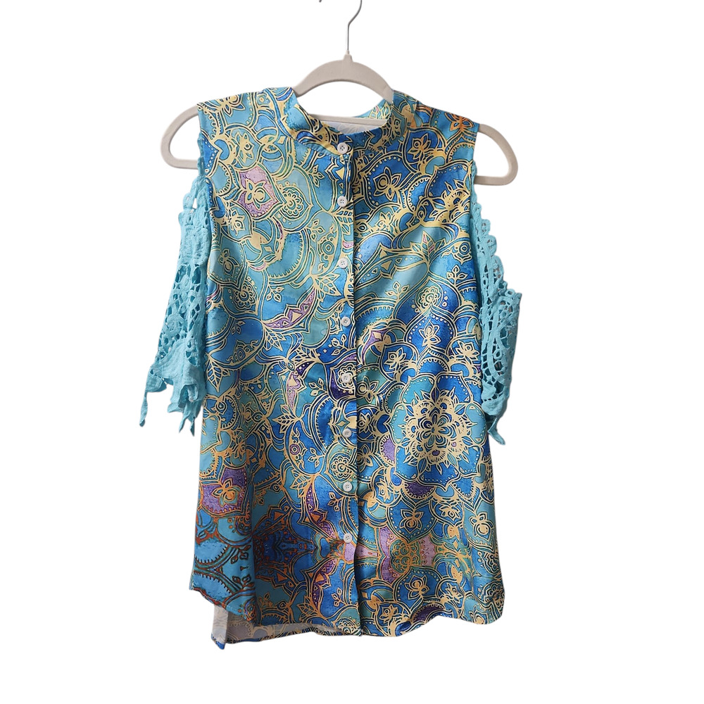 Miss Look Boho Cold Shoulder Style Top Size Medium NWOT